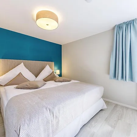 5 Sterne Strandraeuber In - Balkon, Sauna & Ostsee